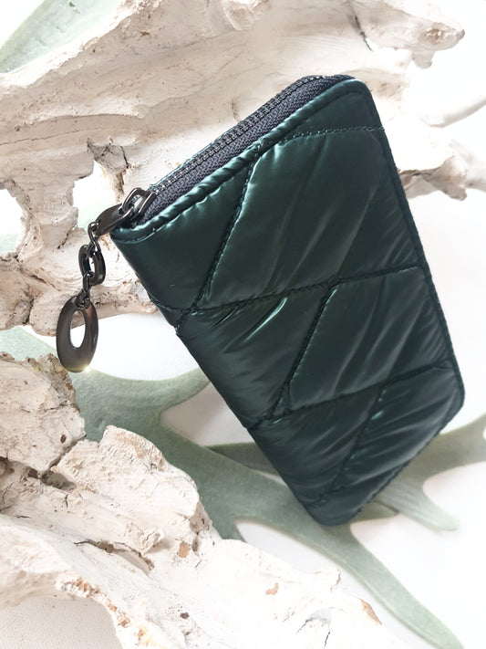 geldbeutel-brieftasche-gesteppt-glaenzend-gruen-1