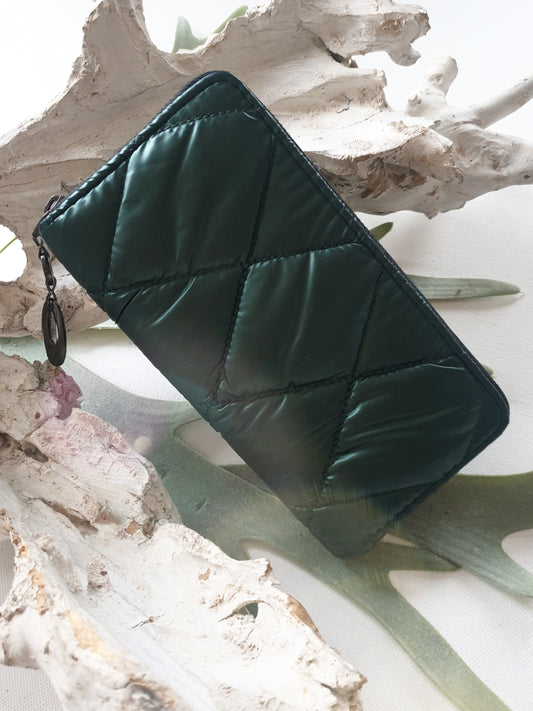 geldbeutel-brieftasche-gesteppt-glaenzend-gruen-1