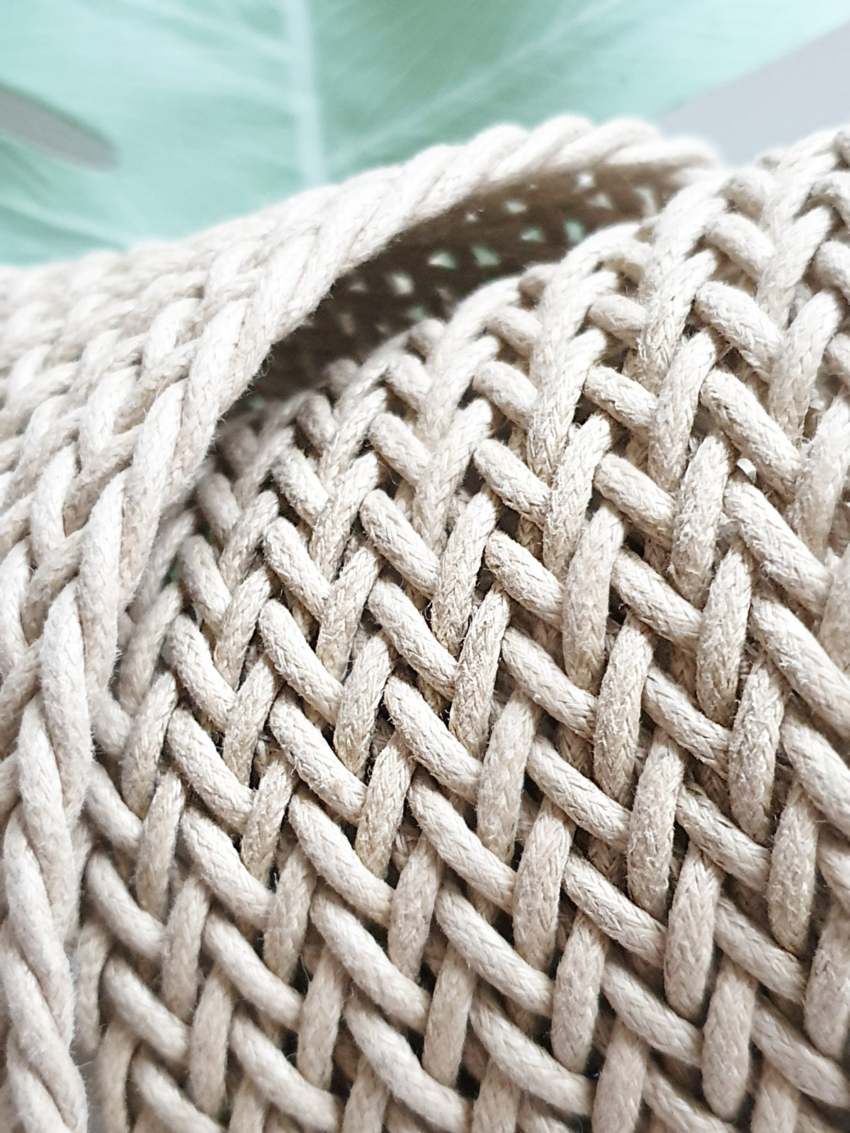 Gürtel gestrickt in Helltaupe