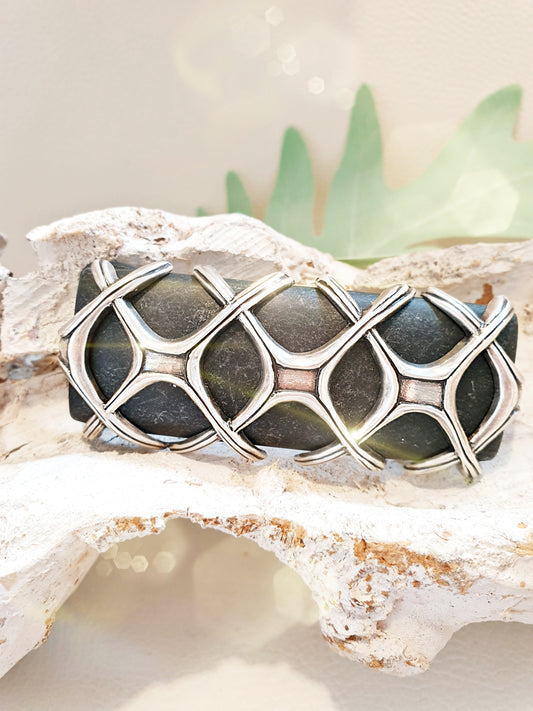 Gürtelschnalle für 2,5 cm Gürtel in schwarz mit silberfarbenen Ornamenten