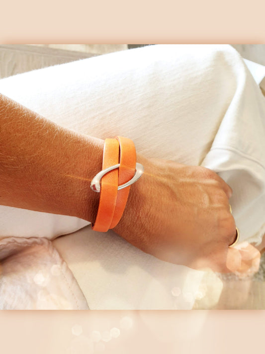 Lederarmband aus festem Büffelleder in Orange Silber