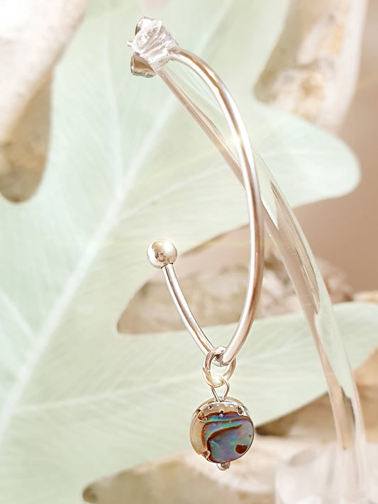 Creolen mit Steckverschluss und Pauamuschel Anhängern