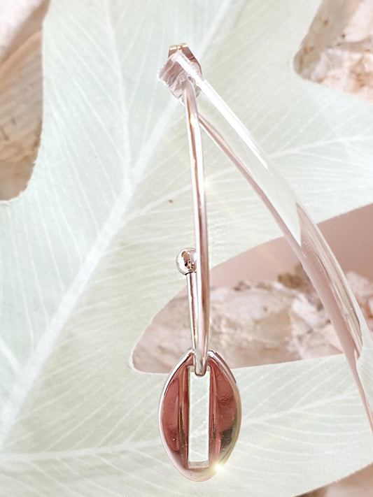 Creolen mit Steckverschluss und Edelstahl Anhängern