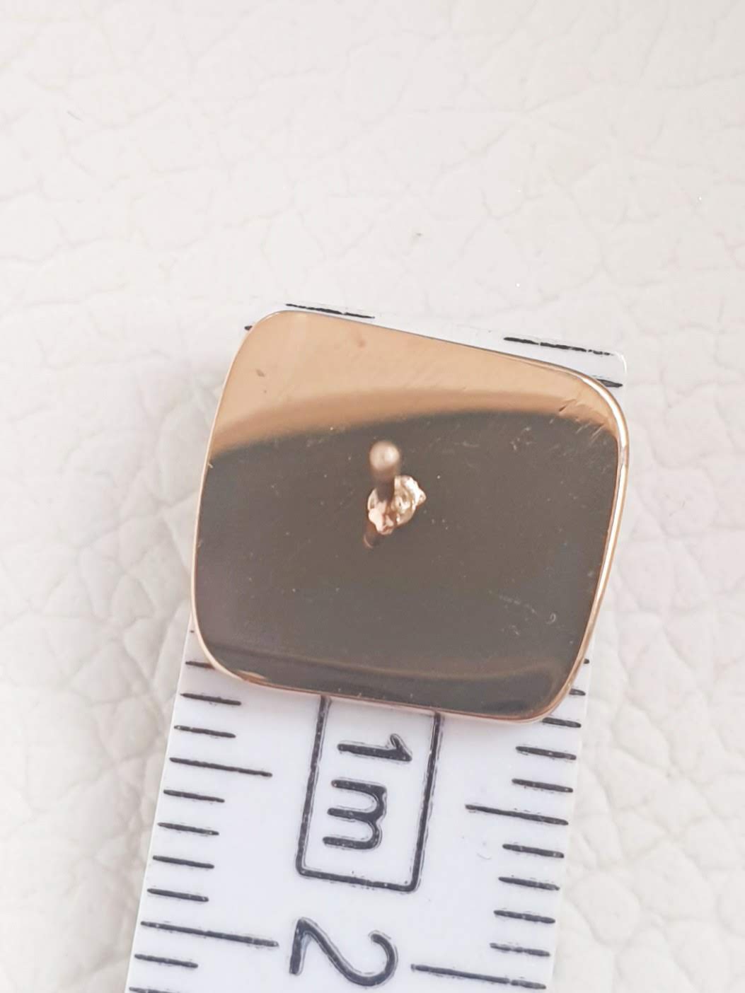 Ohrstecker Quadrat in Roségold