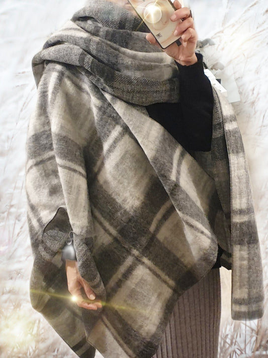 poncho-umhang-grau-1