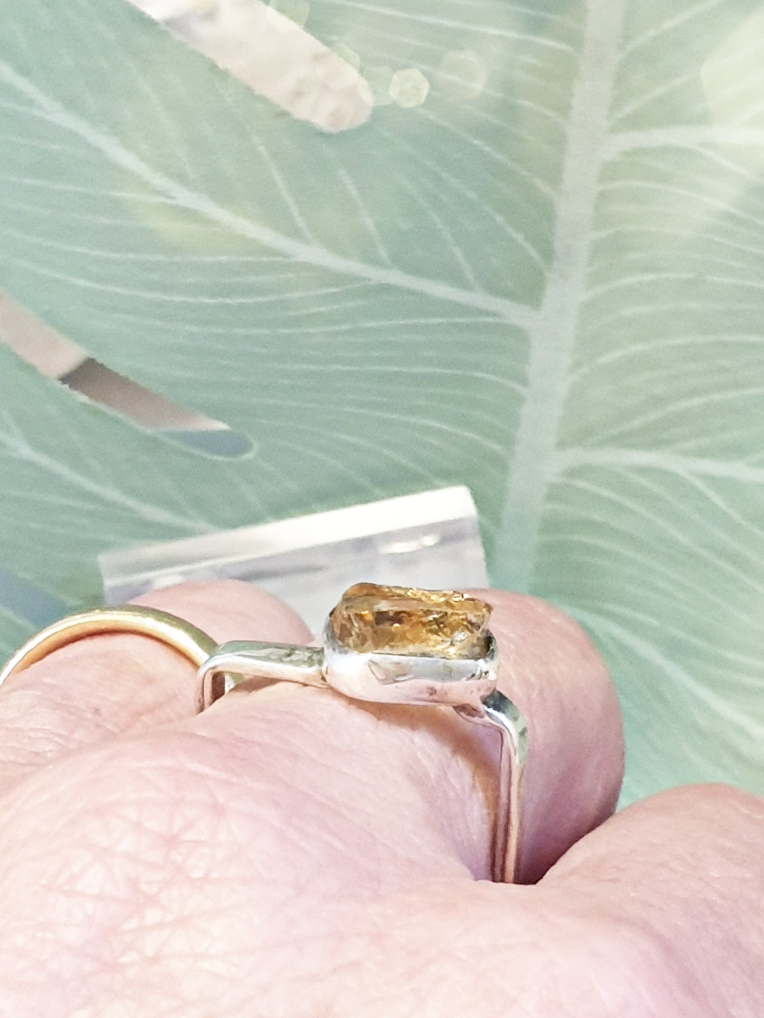 Eckiger Silberring mit citrin