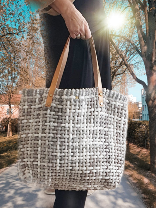 shopper-tasche-gestrickt-camel-chenille-1