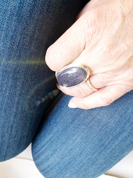 Sterlingsilberring mit großem Blaufluss-verstellbar