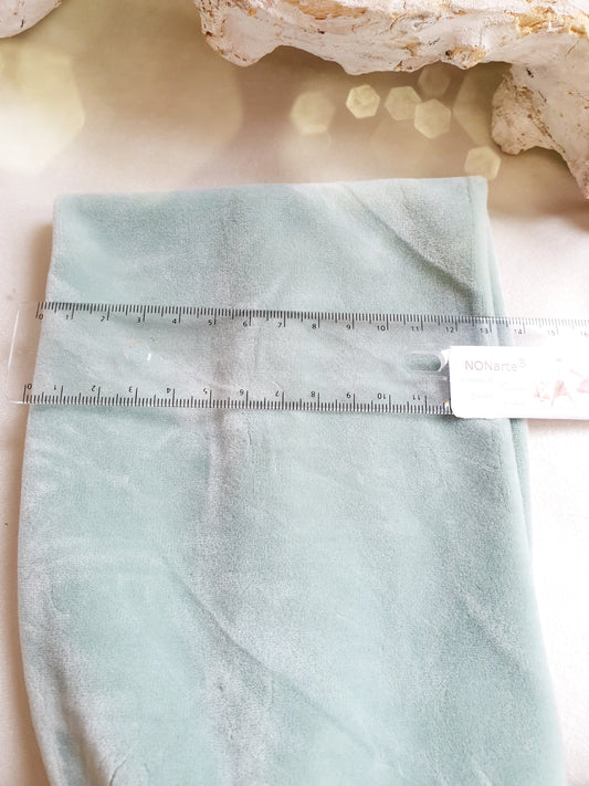 Kuschelig weiches Stirnband aus Nickistoff in Mintgrün