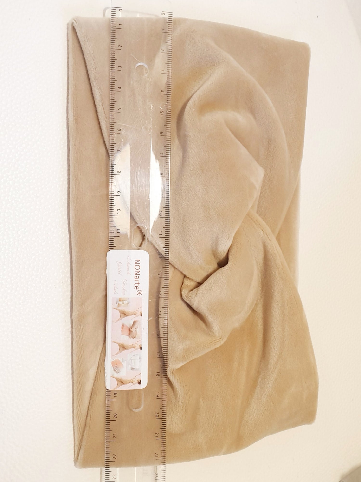 Kuschelweiches Stirnband aus Nickistoff in Camel