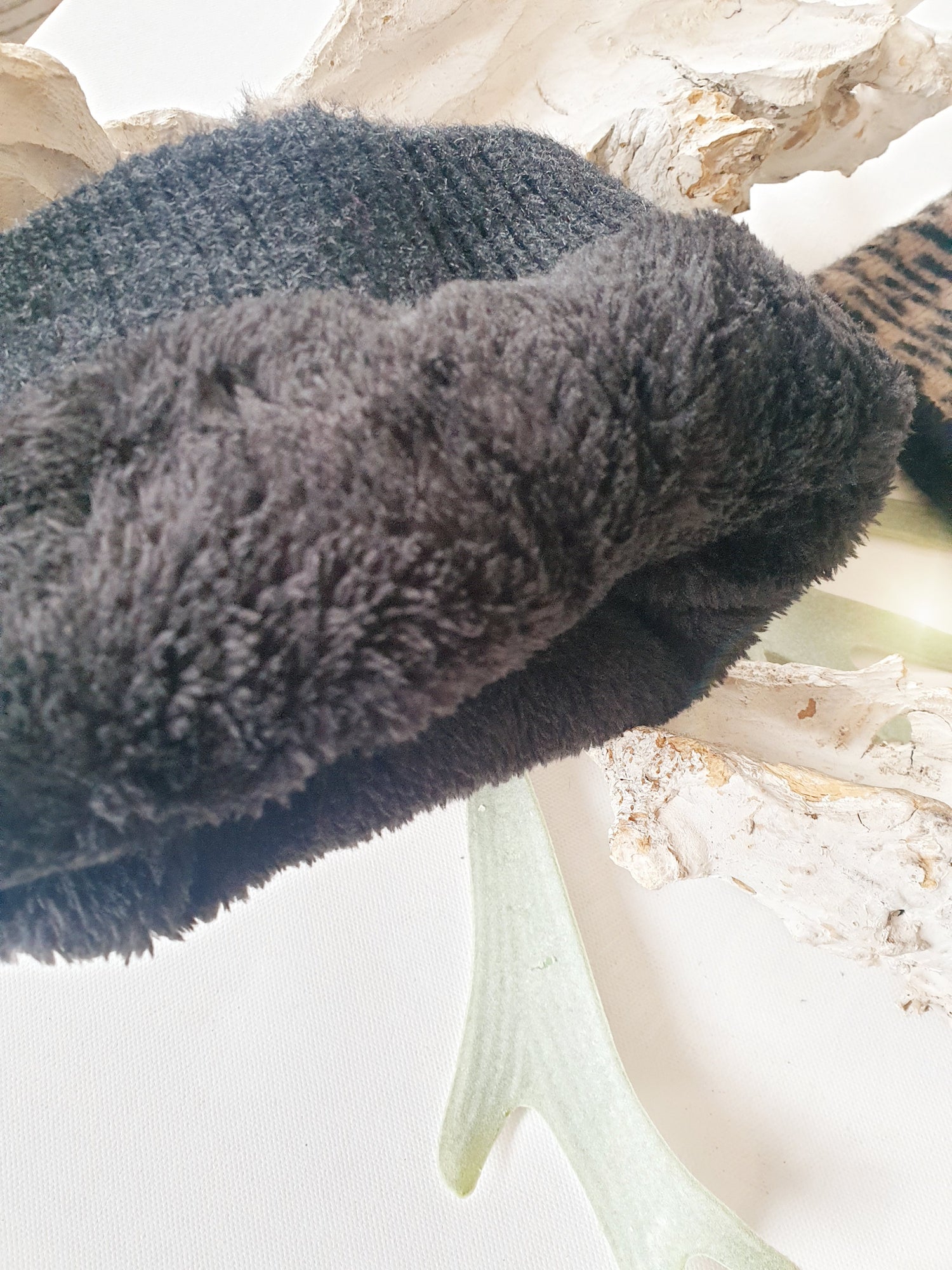 strickmuetze-kappe-beanie-schwarz Camel