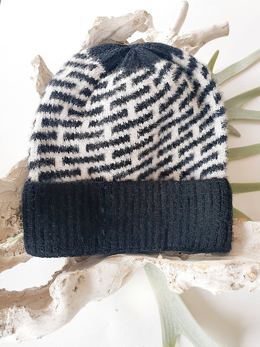 strickmuetze-kappe-beanie-Schwarz Weiß