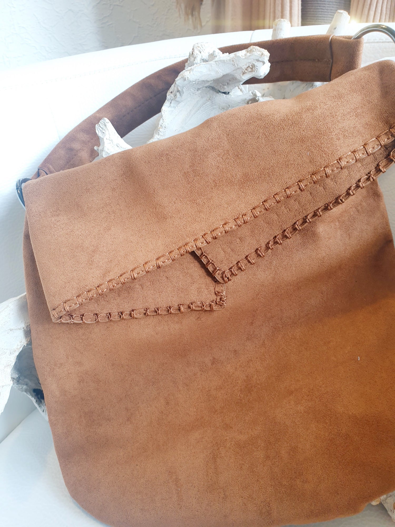 Tasche Wildleder Optik in Camel