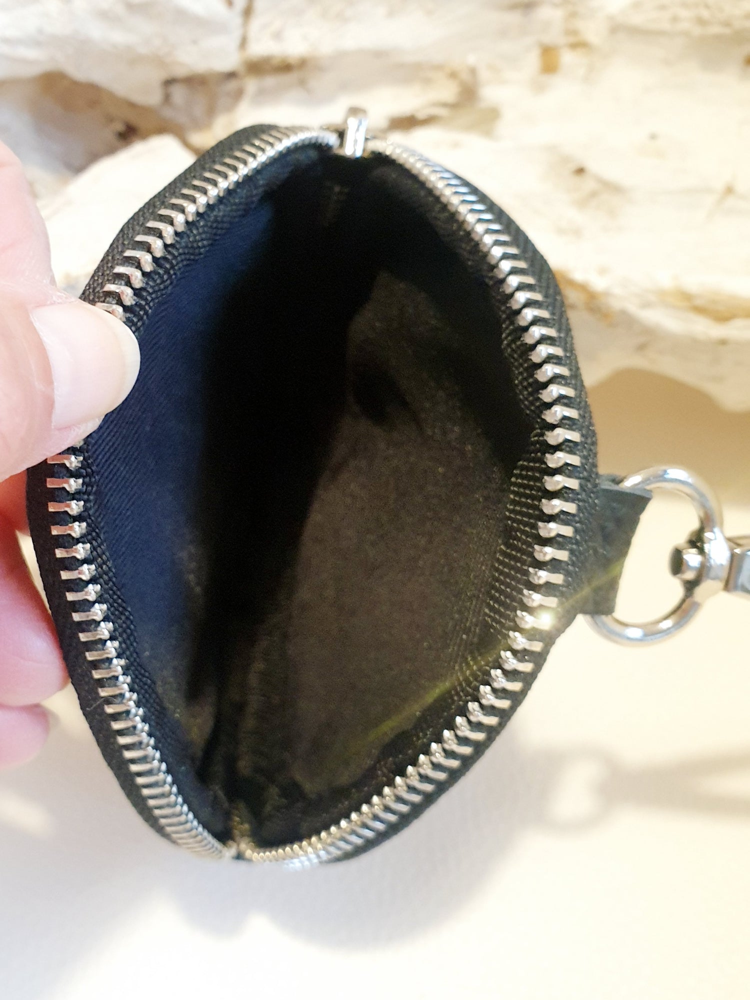 Taschen- oder Schlüsselanhänger Mäppchen aus Leder SCHWARZ