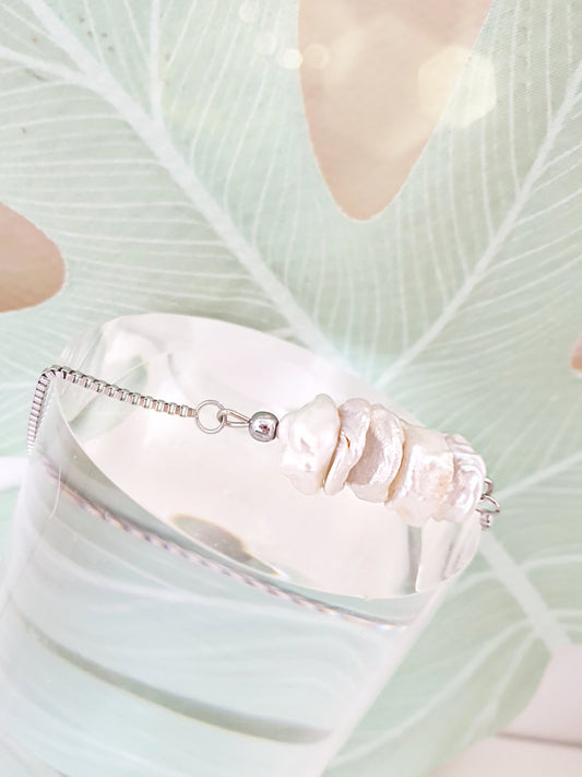 Perlenarmband Edelstahl Barockperlen Creme Weiß